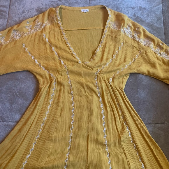 Cute mustard yellow boho dress - Picture 1 of 4